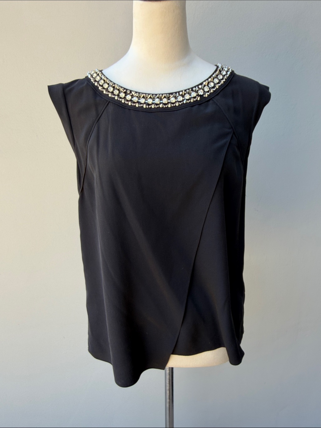 Rebecca Taylor Nwt Black Jeweled Neck Sleeveless Flowy Top New With Tags Size 4